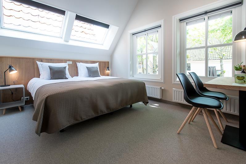 Leut Logies Hotel Vlieland Bagian luar foto